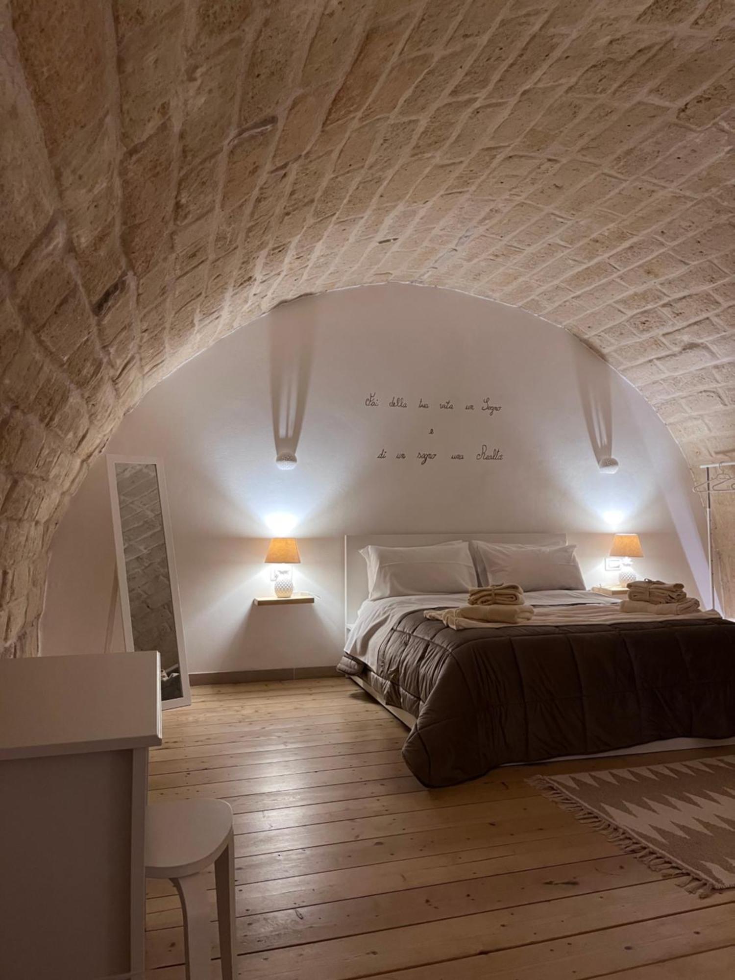 Epoca Suite House Trani Buitenkant foto