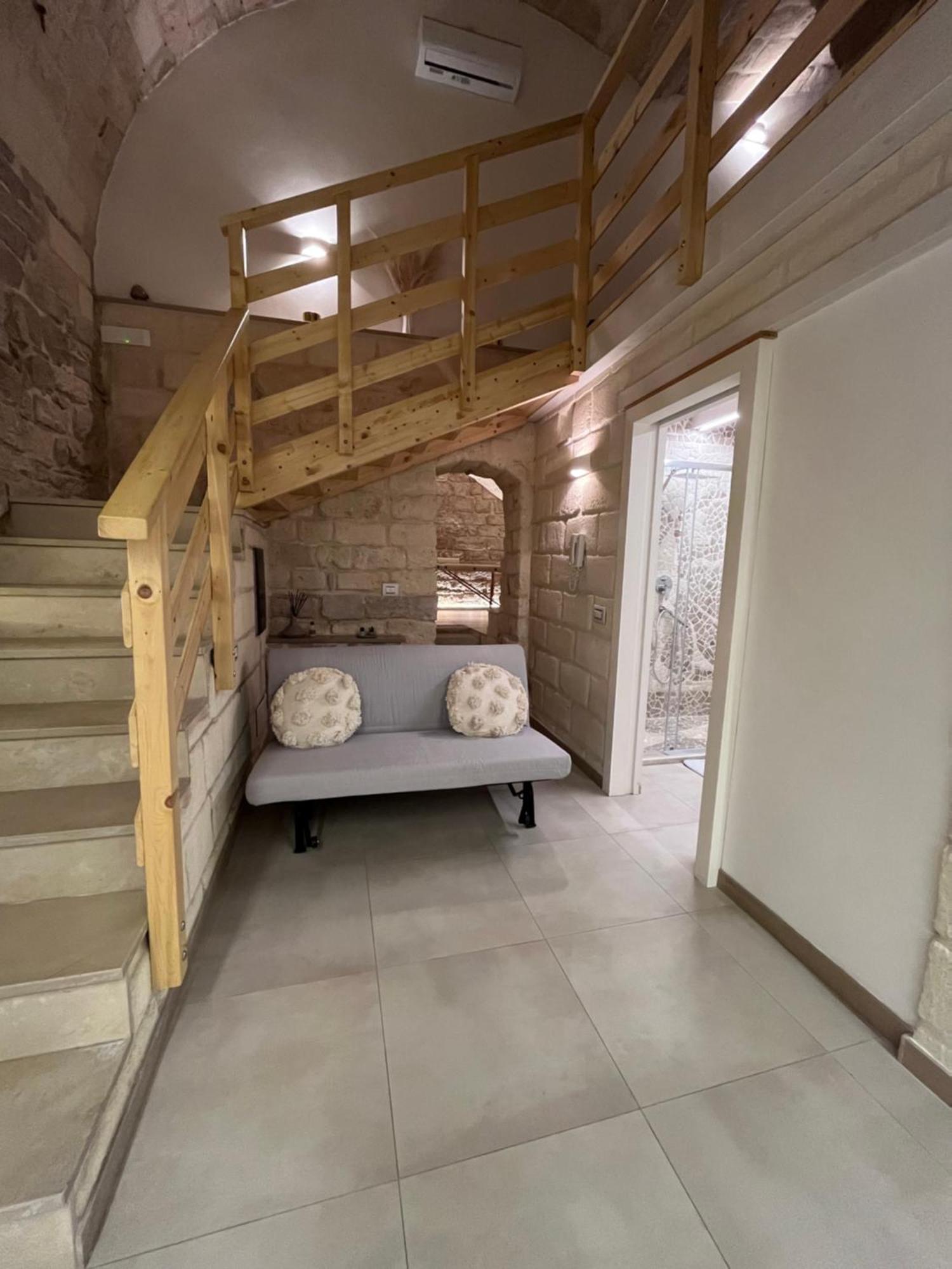Epoca Suite House Trani Buitenkant foto