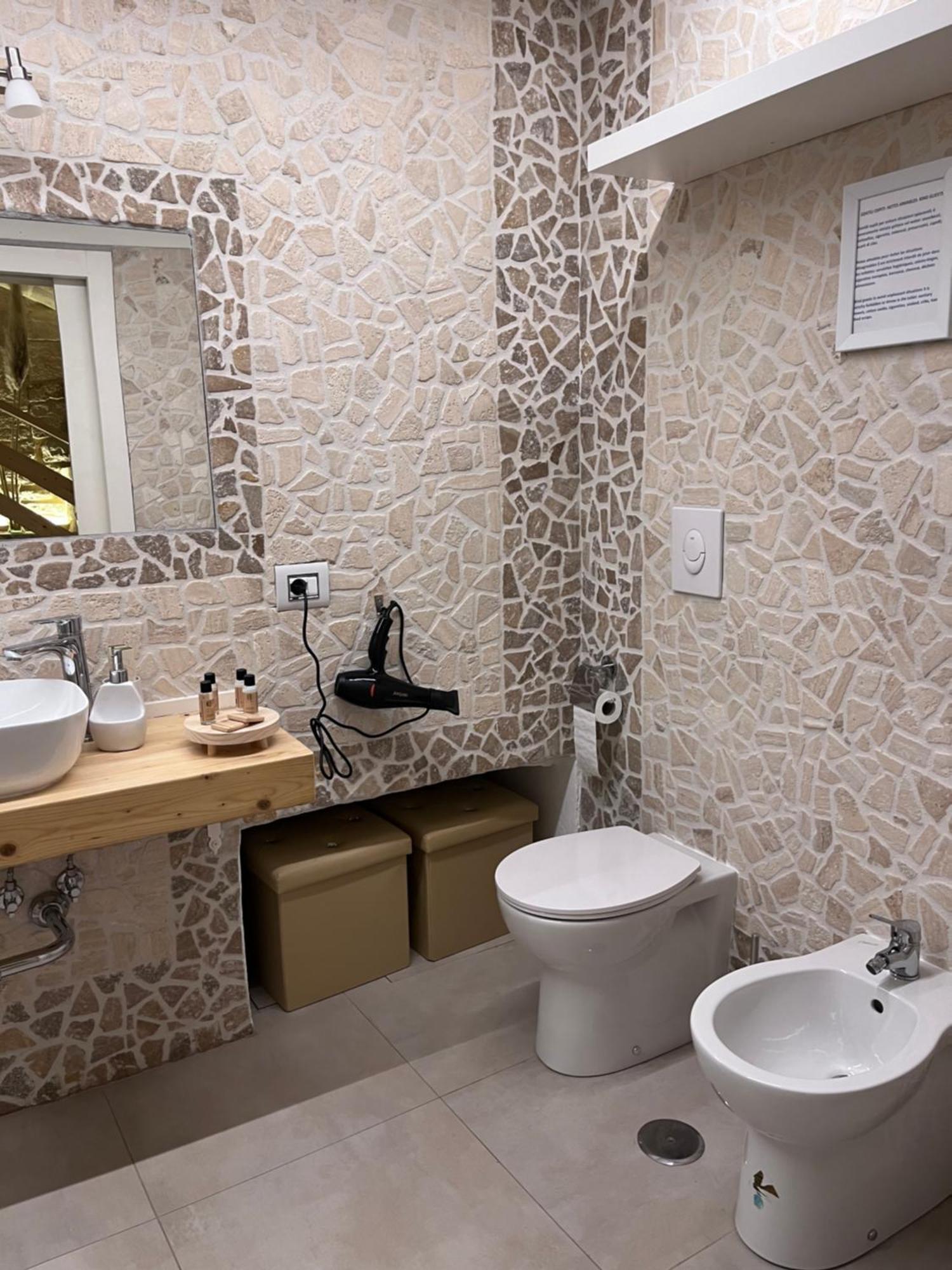 Epoca Suite House Trani Buitenkant foto